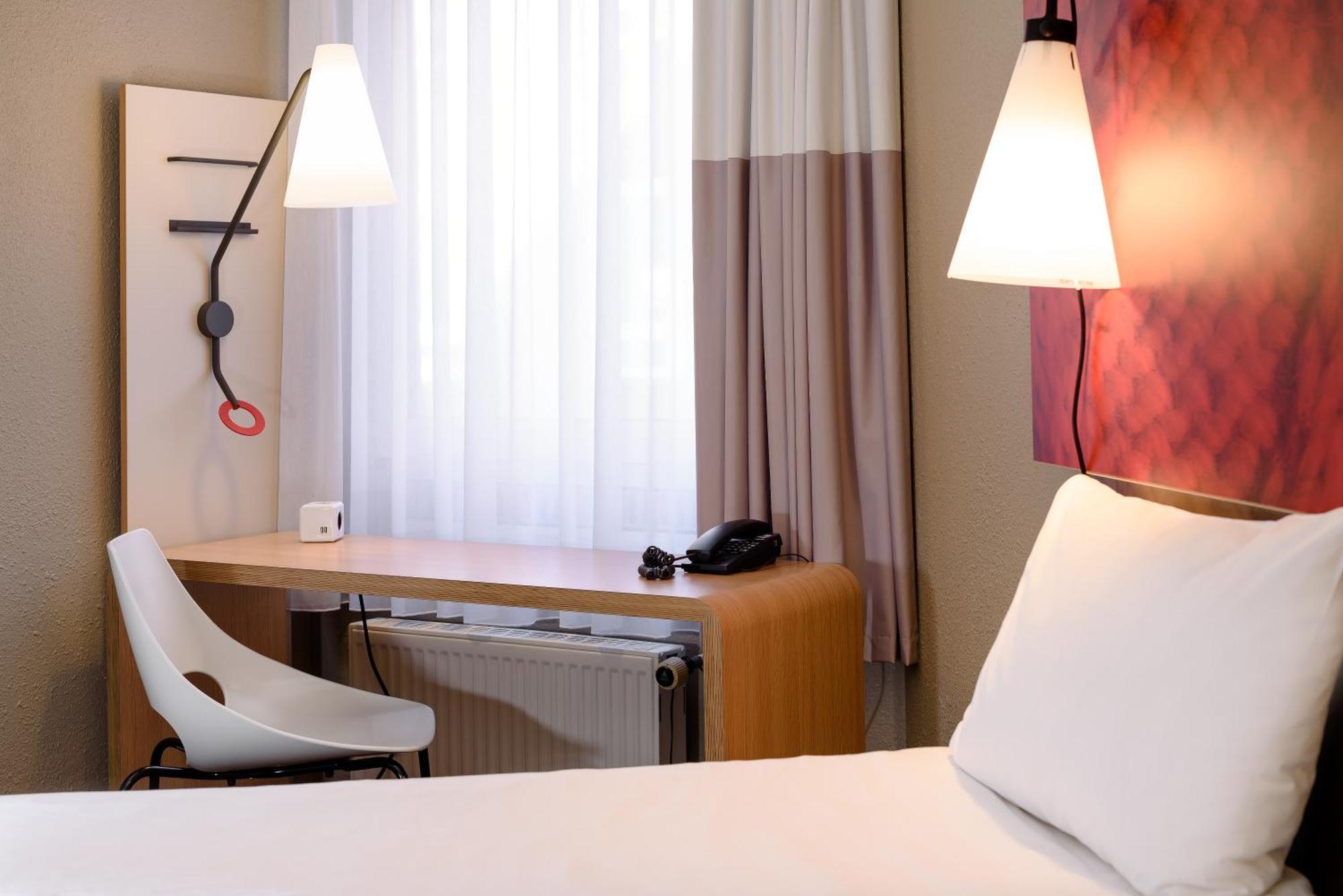 Ibis Frankfurt Centrum Frankfurt am Main Exterior photo